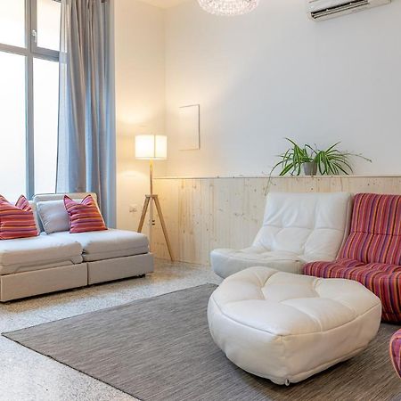 Moderno Loft A Due Passi Dal Lago Lejlighed Torno Eksteriør billede